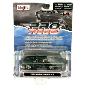 Maisto Pro RodZ 1960 60 Ford Starliner Car Metallic Green Die Cast 1/64 Scale